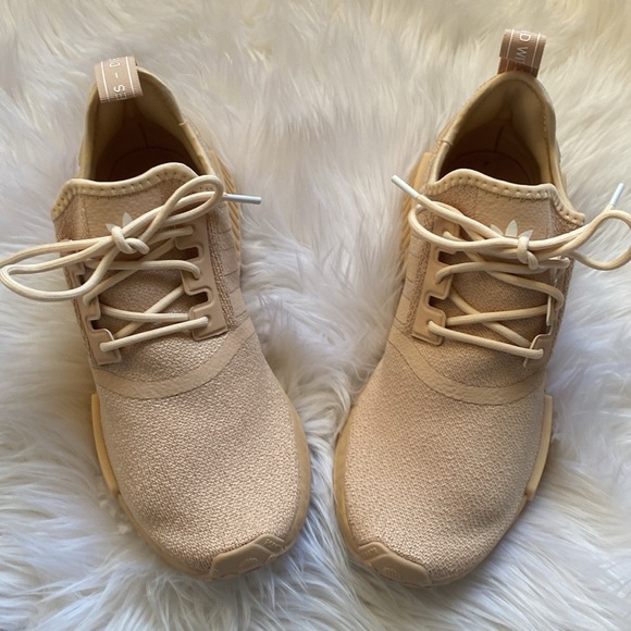 Adidas NMD R1 Halo White Blush - Picture 4 of 11